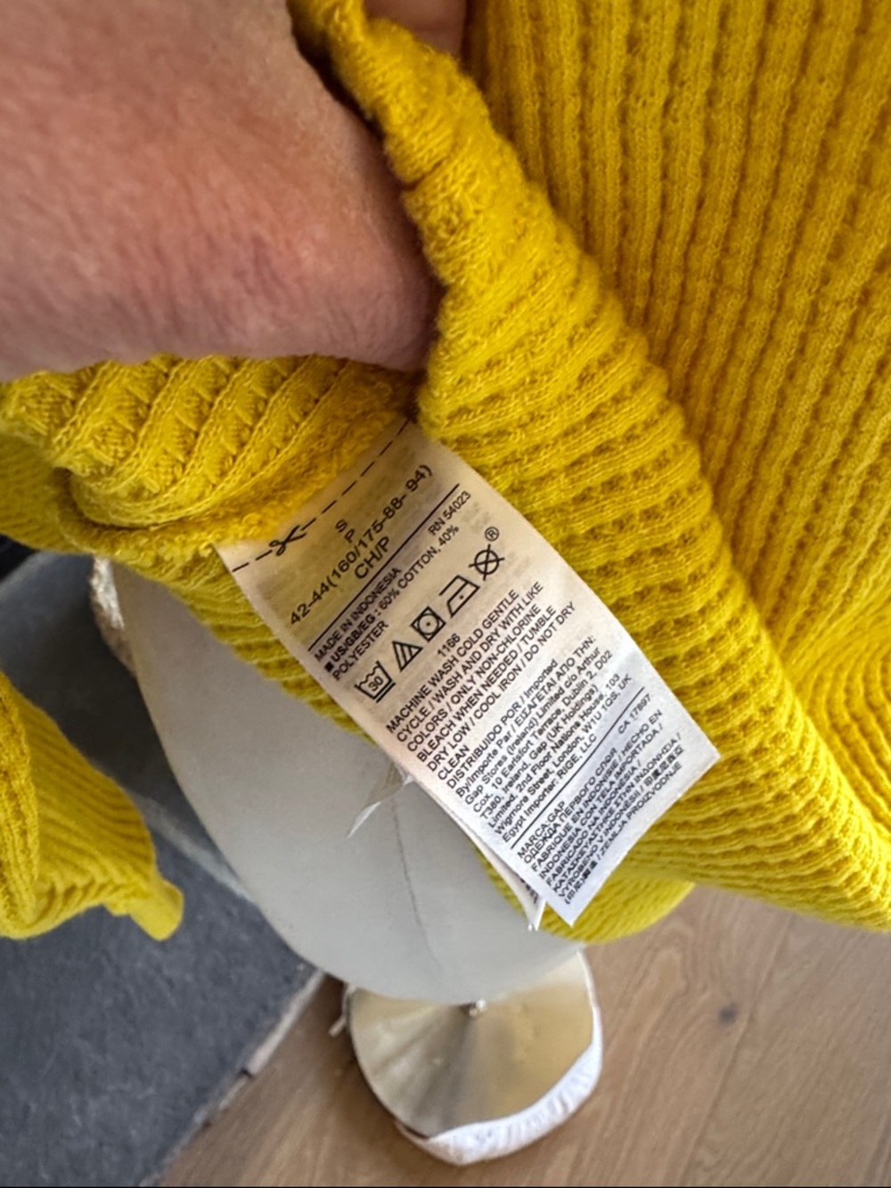 GAP Yellow Ribbed Long Sleeve Crew Thermal Top - Picture 11 of 13